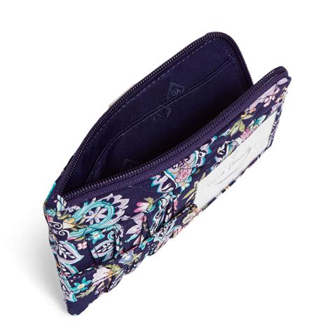 vera bradley iconic rfid card case signature cotton|Vera Bradley card case.